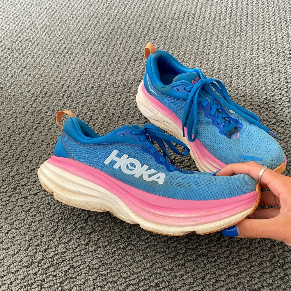 Hoka bondi 8 running shoes